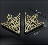 2Pair Brooches Accessories Palace Retro Hollow Pattern Shirt Collar Brooch Buckle Angle Triangle